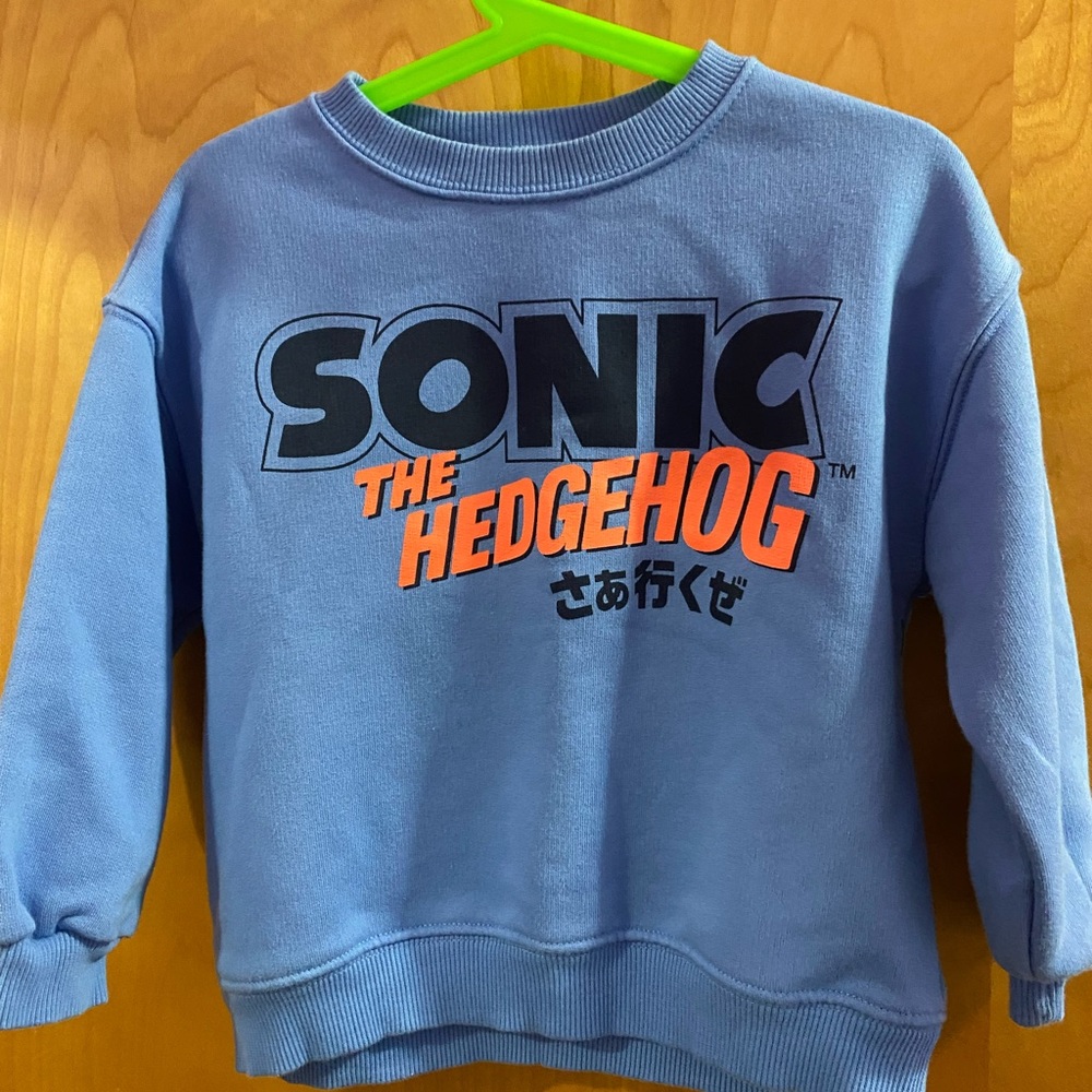Sonic sweatshirt